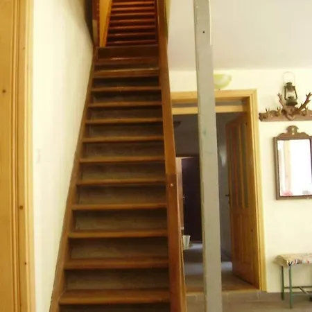 Kod Robija Apartment *
